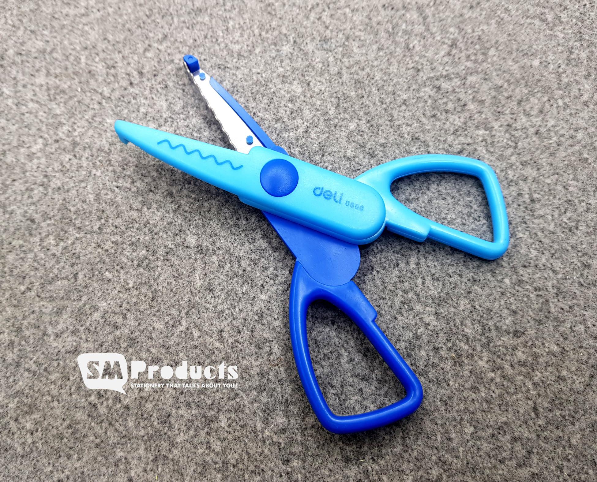 Deli Craft Safety Scissors - Plastic-Covered Stainless Steel Blade, Assorted Colors - View #3